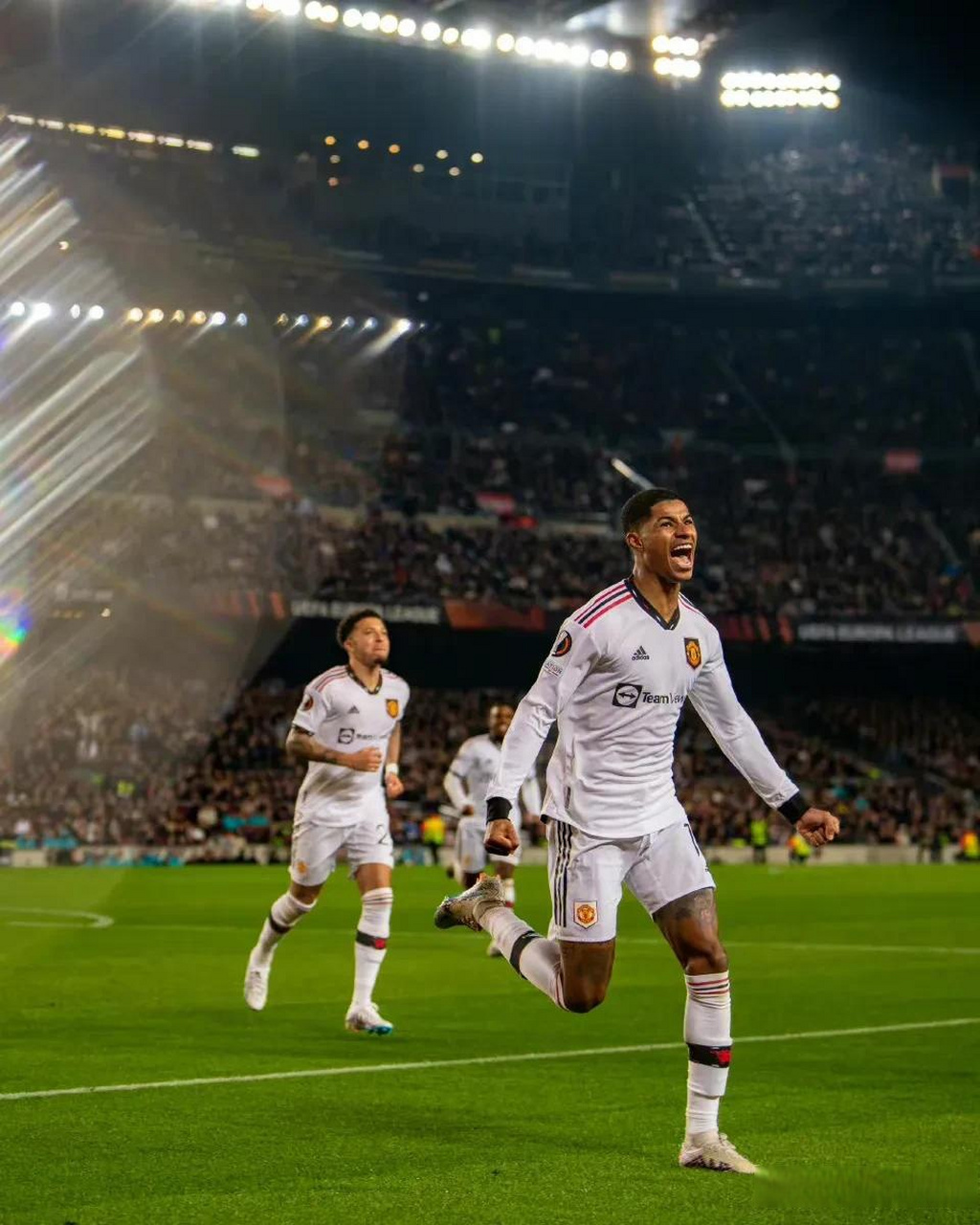 摩纳哥清晨豪取连胜；志在欧联名次提升；管理层满意；身体对抗强度拉满(灌篮高手中最伪强的球员)