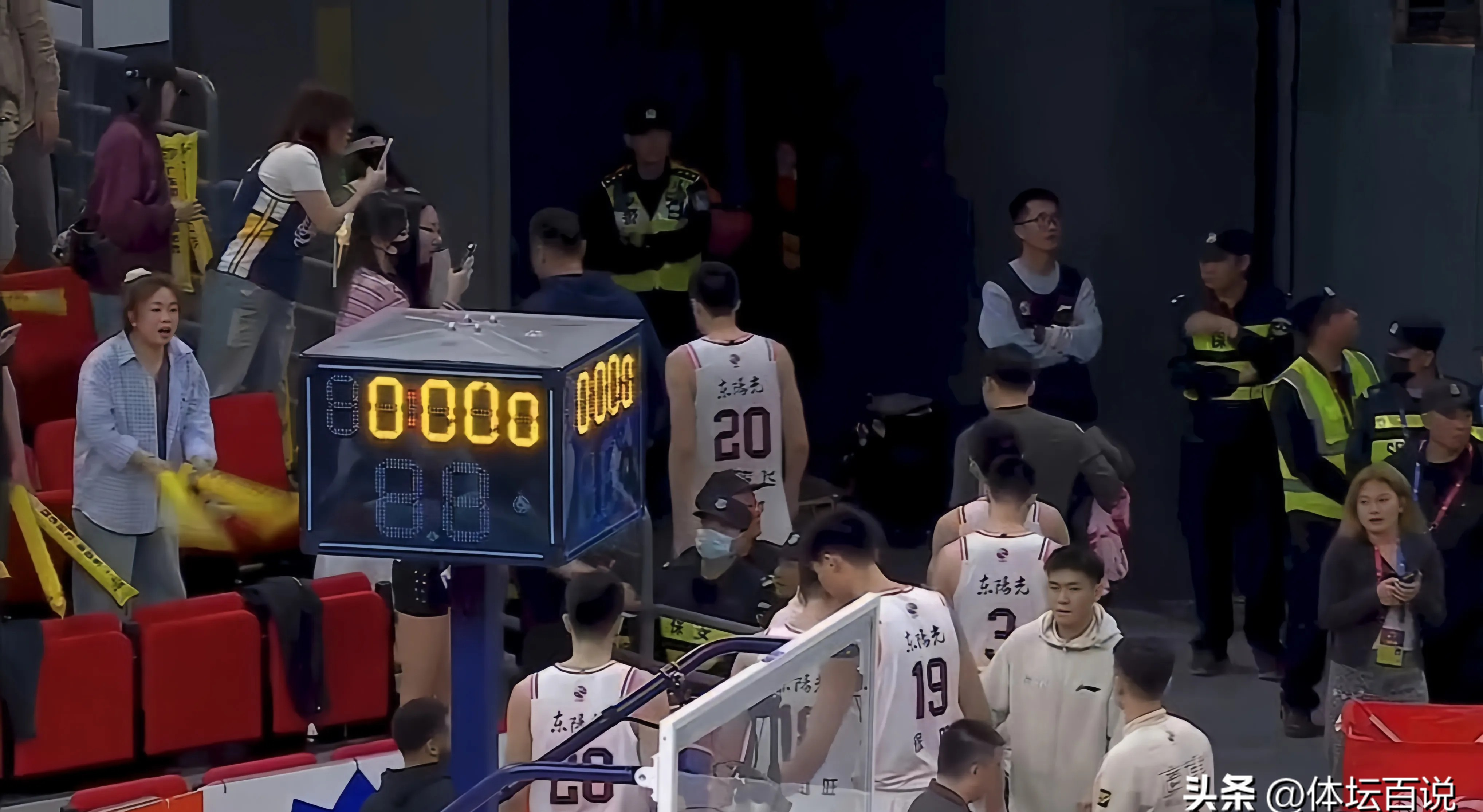 关于CBA常规赛今夜再迎强敌，深圳男篮门线救险，主帅态度——压力陡增，团队化学反应显著的信息-米兰电竞