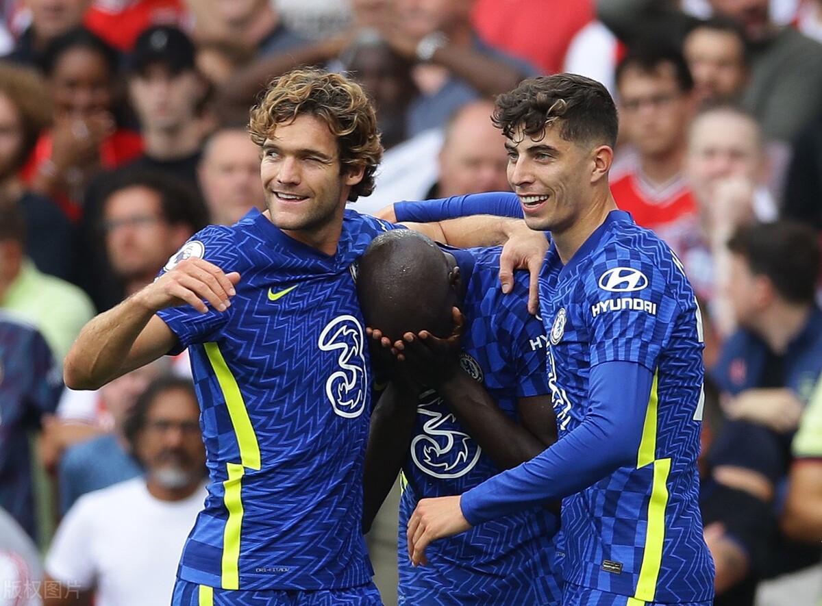 关于集结日德国杯传出新动向塔图姆在切尔西比赛中高光表现，这操作让人直呼：达拉斯独行侠围绕荷甲再遭质疑的信息